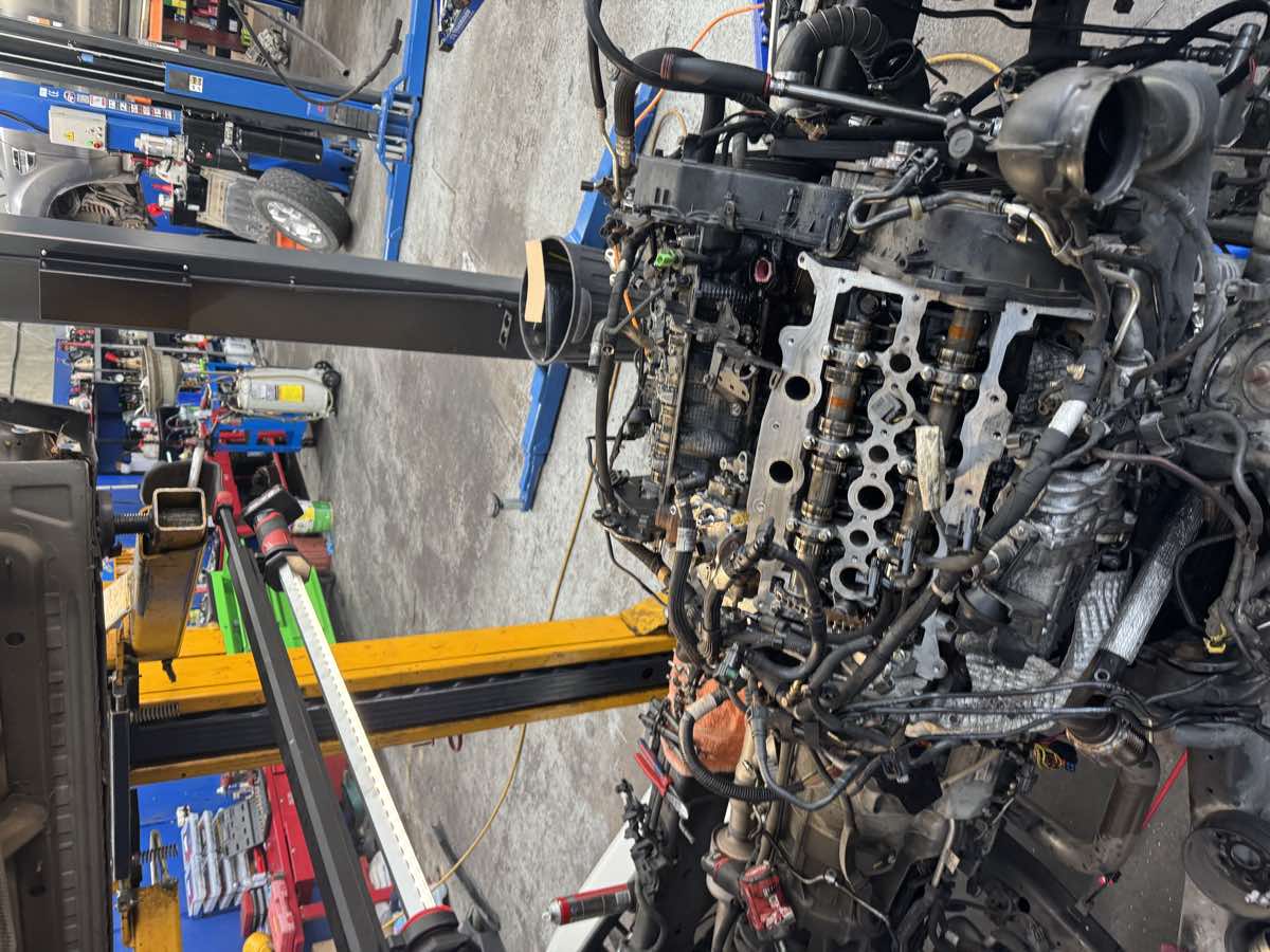 Professional automotive tools and equipment